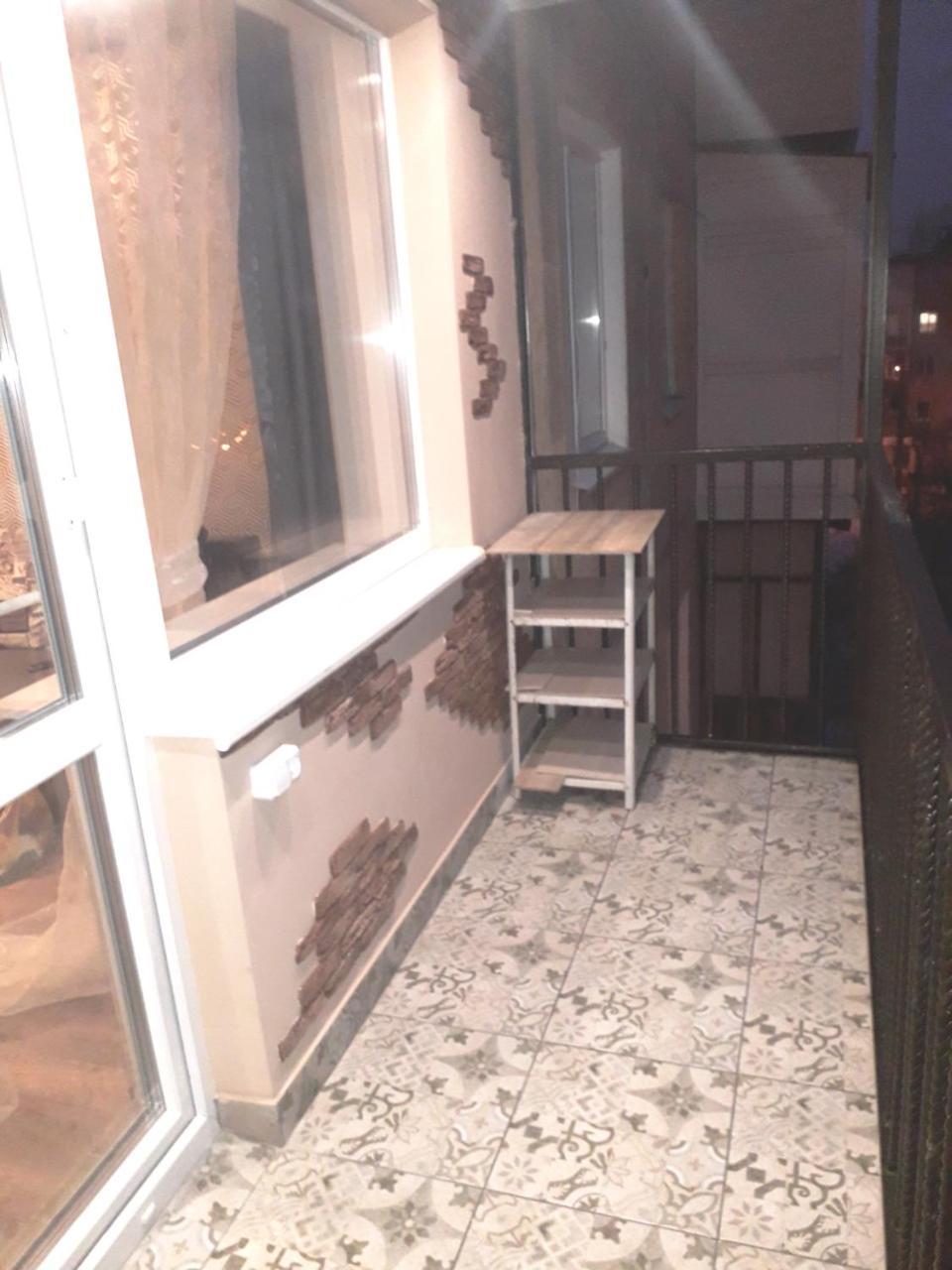 Apartment 30 M2 On Sergei Esenin 11 Harkiv Exterior foto