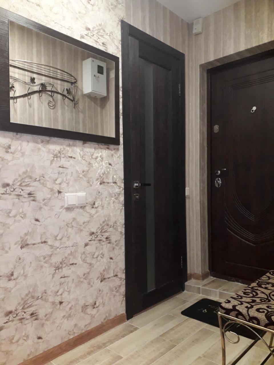 Apartment 30 M2 On Sergei Esenin 11 Harkiv Exterior foto