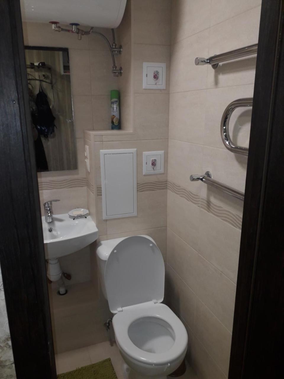 Apartment 30 M2 On Sergei Esenin 11 Harkiv Exterior foto
